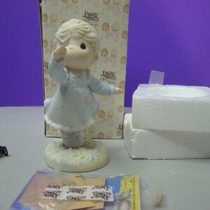 Precious Moments "Happiness Is At Our Fingertips" 529931 Signed Sam Butcher